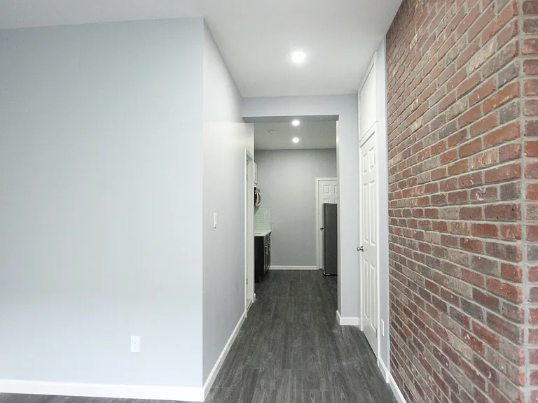 298 Troutman St #2F — Photo 2