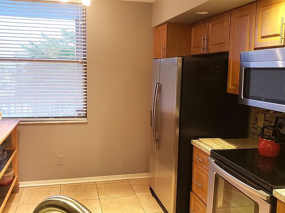 3rd image of 10382 NW 24th Place #303