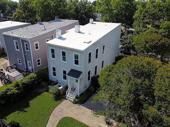2nd image of 1507 Oakwood Ave