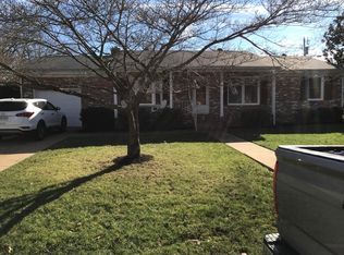 580 Dana Cir, Newport News, VA 23602