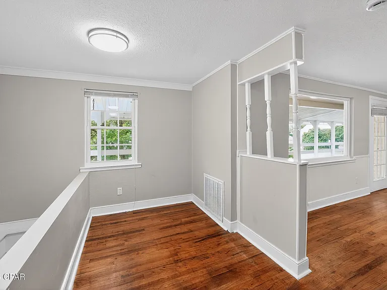 14108 Pelican St — Photo 16