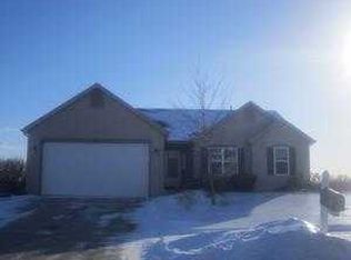 109 W Haven Dr, Watertown, WI 53094