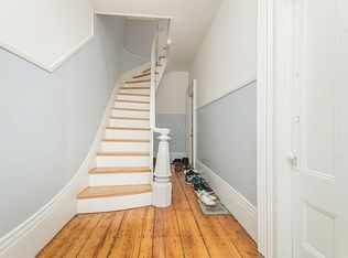 220 Prospect St #1, Cambridge, MA 02139