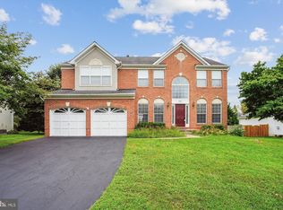 9183 Matthew Dr, Manassas Park, VA
