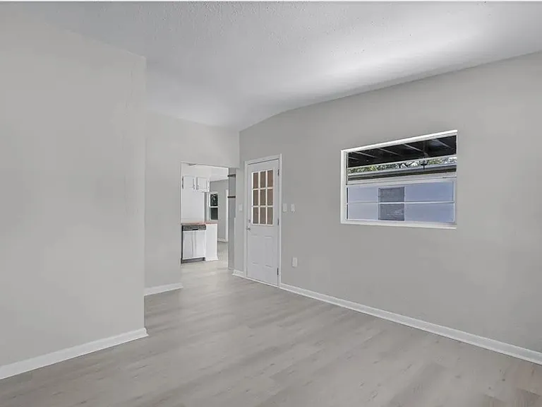 912 Citrus St — Photo 8