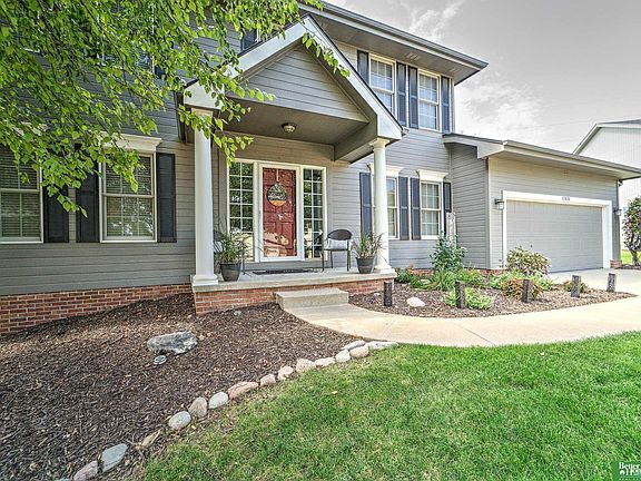 3rd image of 17831 Washington Cir