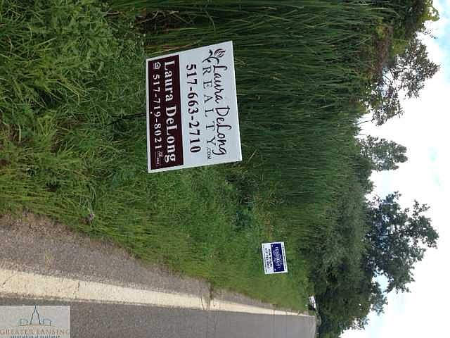 2nd image of 11262 Onondaga Rd