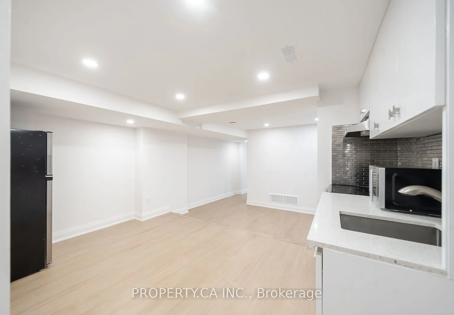 2 bed, $2,400 — Photo 3