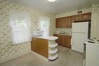 5th image of 2820 Fulford St