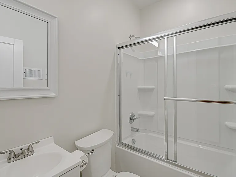 152 Rosedale Cir — Photo 13