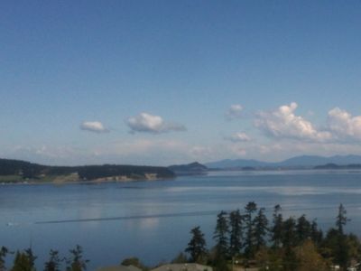 407 Vanderlin Dr, Camano Island, WA, 98282