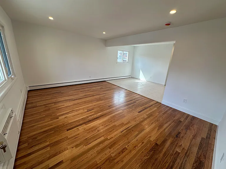 219 Cliff St #1 — Photo 9