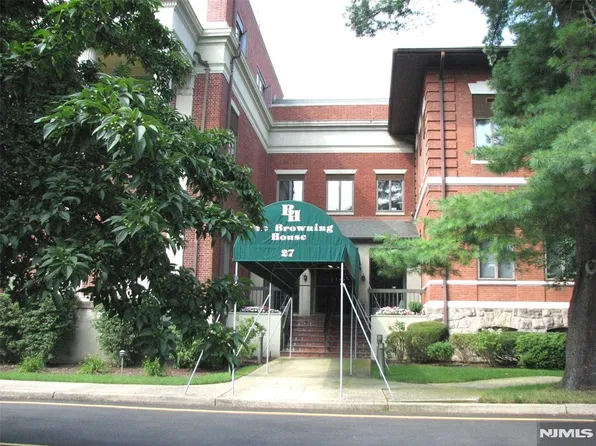 27 W Clinton Ave APT 1I, Tenafly, NJ 07670