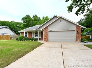 2608 W Fulton St, Broken Arrow, OK 74012