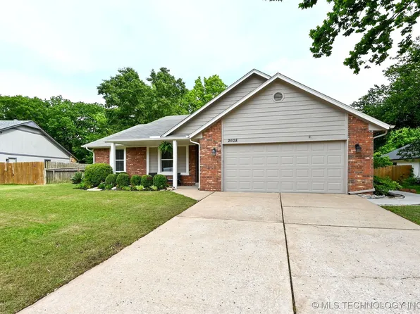 2608 W Fulton St, Broken Arrow, OK 74012