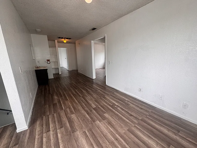 153 W 109th Pl — Photo 12