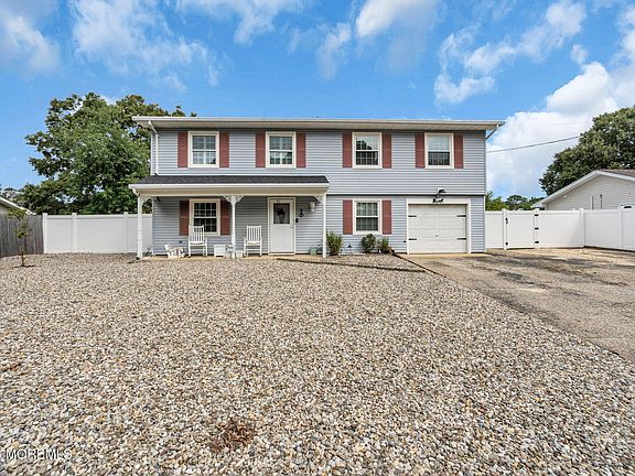 2nd image of 409 Predmore Avenue