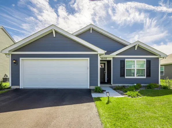 605 Ensign Pl, Hebron, IN 46341