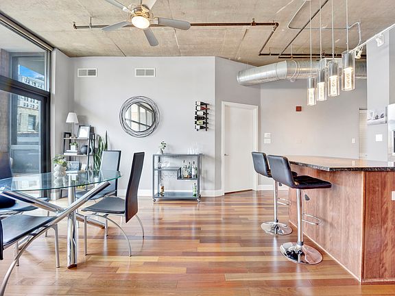 5th image of 520 S State St APT 1211