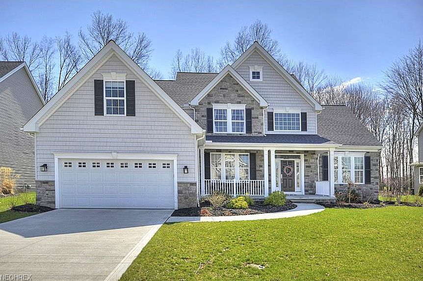 1st image of 32679 Belmont Dr