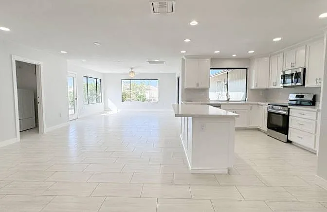2 bed, 2039 sqft, $850 — Photo 3