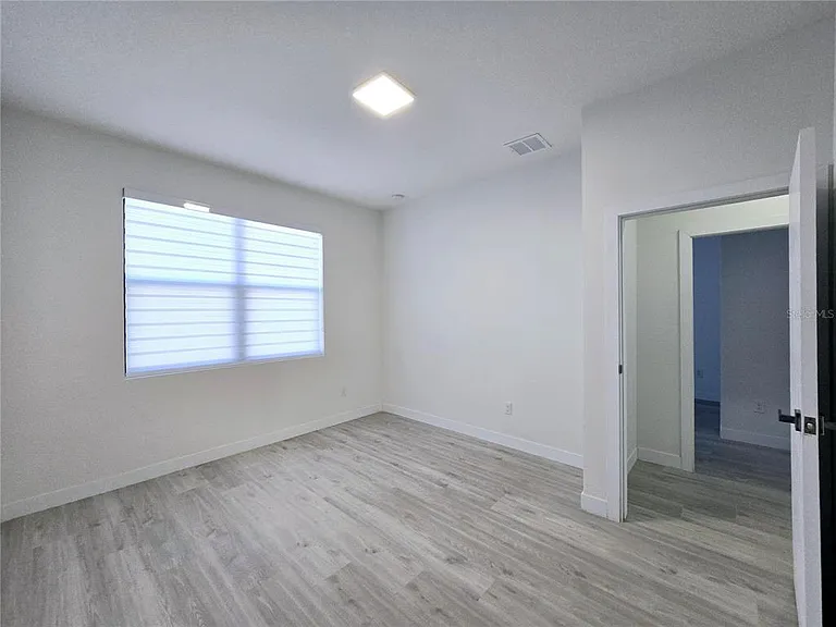 7565 Gesualdo Ct — Photo 24