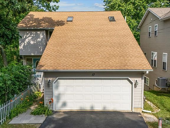 2nd image of 17 Hillcrest Ave