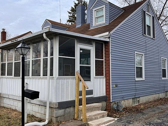2nd image of 1911 Glenridge Dr