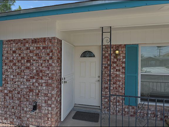 5th image of 1021 Mohegan Ln