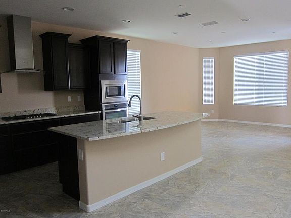 3rd image of 3071 S Sunland Dr
