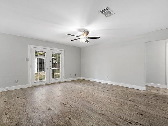 4th image of 6000 Softwood Dr