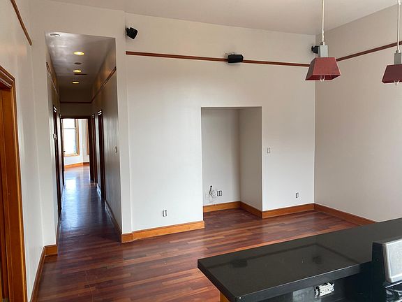 4th image of 533 Divisadero St APT 3