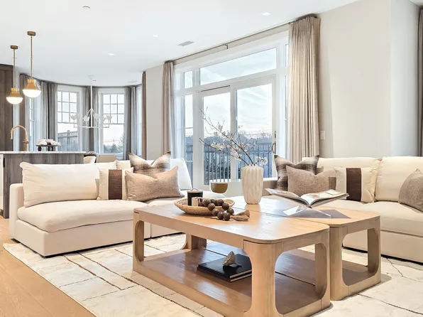 160 Park Street #104, New Canaan, CT 06840