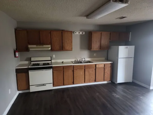 Ivie Lane Apartments, 250 Ivie Ln #17, Mantachie, MS 38855