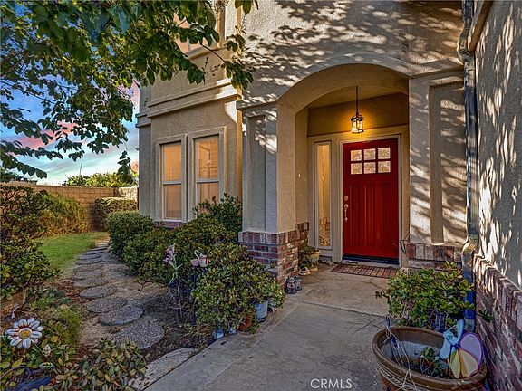 2nd image of 207 Gilbert Way