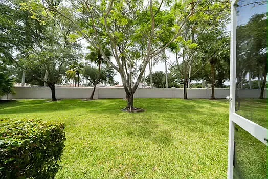 7880 Lake Sawgrass Loop #5212 — Photo 4
