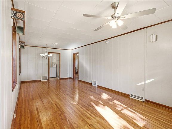 2nd image of 709 Wilson Ave