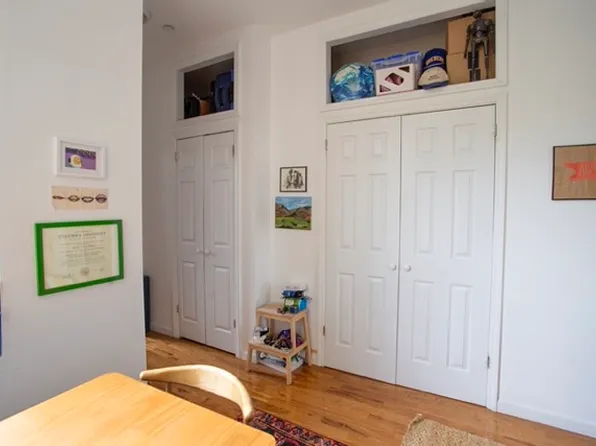 194 Vernon Avenue image 8 of 23