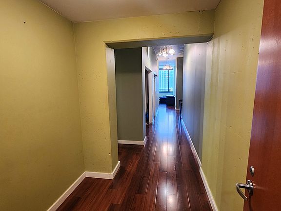 2nd image of 235 W Van Buren St Unit 2720
