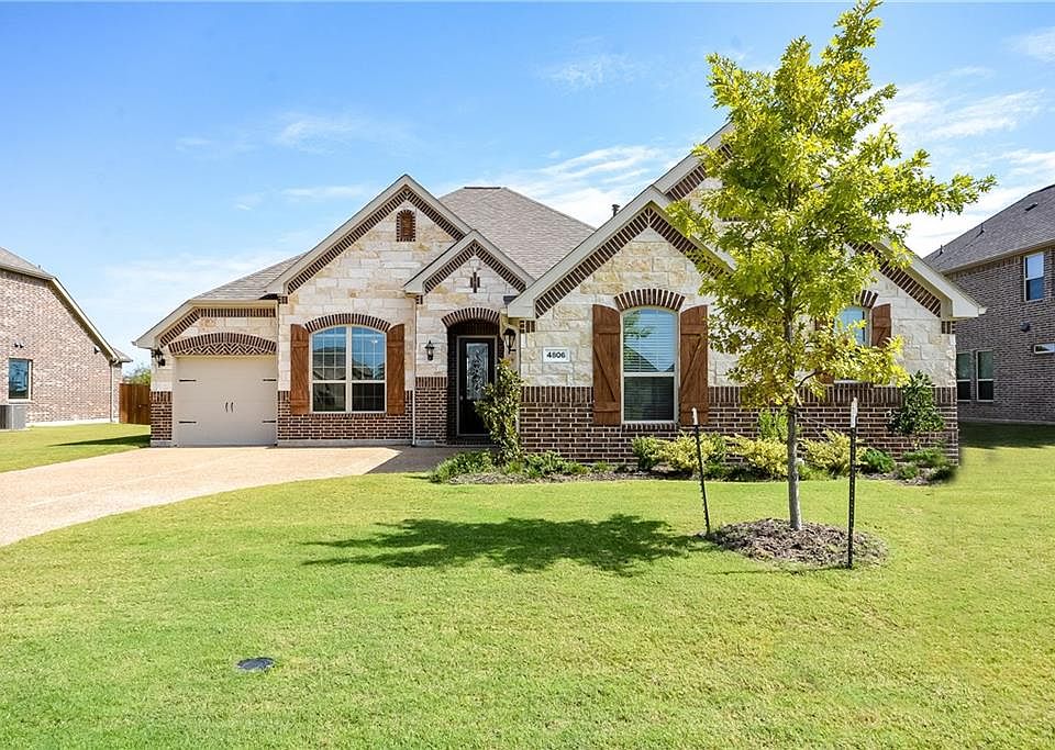 1st image of 4806 Paradise Ln
