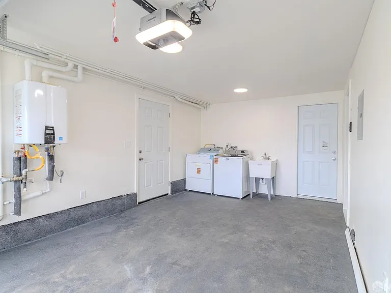 1322 Southgate Ave — Photo 15