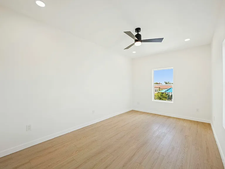 726 Arthur St #102 — Photo 10