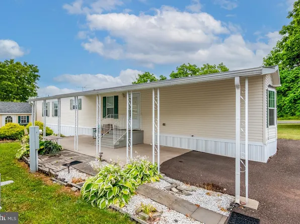 2917 E High St Unit 9, Pottstown, PA 19464