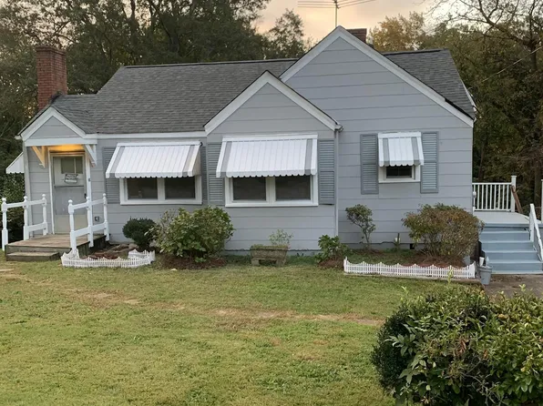 8 Virnelle St, Greenville, SC 29607