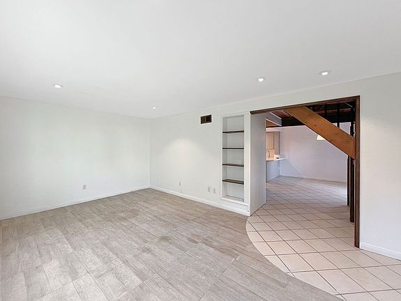 5th image of 5249 Guinda Ct