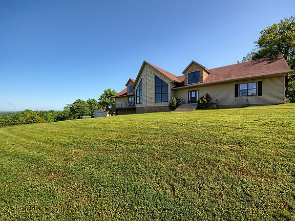 2nd image of 246 Private Road 2609