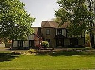 2282 Christy Ln, Grove City, OH 43123