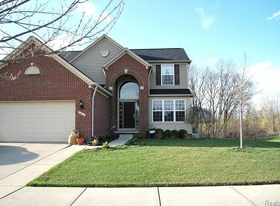 2nd image of 1617 Zoey Ct