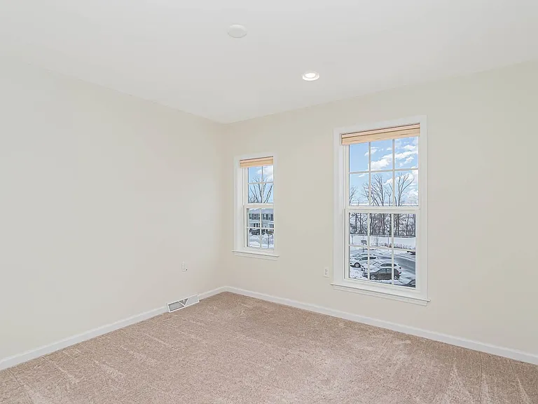 542 Rayburn Ct — Photo 20