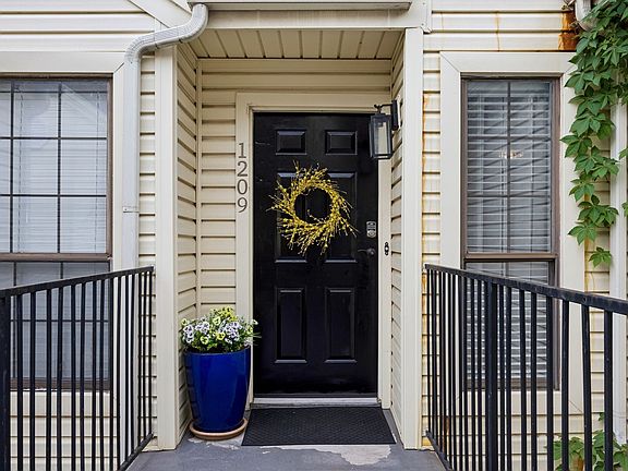 4th image of 2428 Forest Brook Ln APT 1209